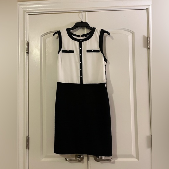 Karl Lagerfeld Dresses & Skirts - Karl Lagerfeld Paris Black and White Dress with Faux Pearls
